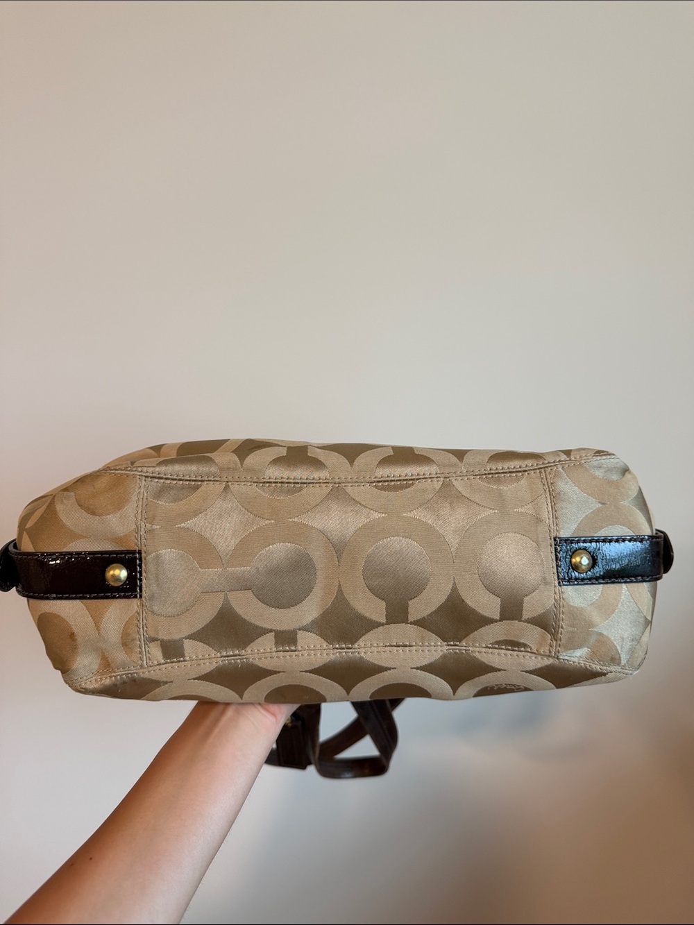 Coach Tan Signature Canvas Shoulder Bag with Dark Brown Trim - Picture 4 of 8